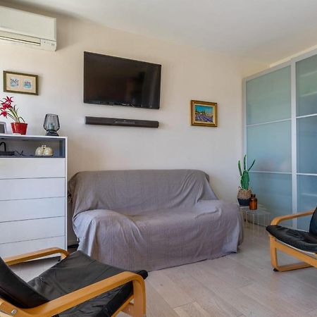 Appartement Ganteaume - Welkeys กาซีส์ ภายนอก รูปภาพ