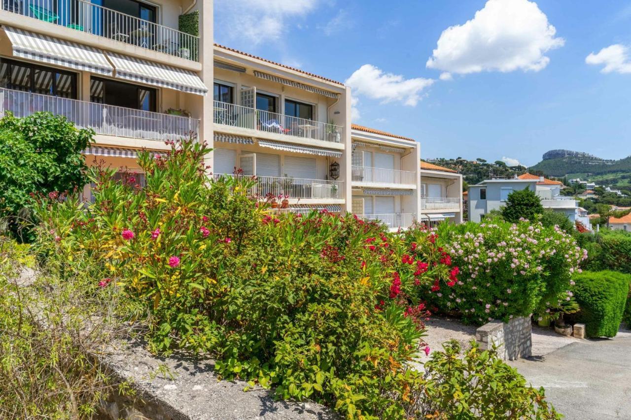 Appartement Ganteaume - Welkeys กาซีส์ ภายนอก รูปภาพ